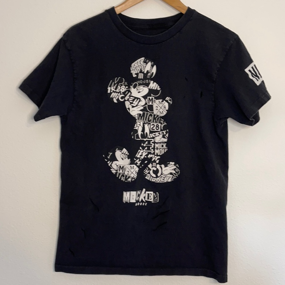 NEFF Mickey Mouse distressed T-shirt M